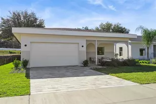 438 Skyfield Ct, Lady Lake, FL 32159 - Photo 35