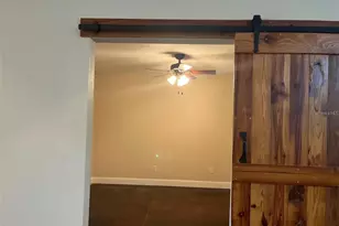 117 E Herrick Ave, Eustis, FL 32726 - Photo 9