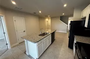 1197 Port Blue Wy, Lady Lake, FL 32159 - Photo 5