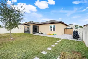 2330 Wadeview Loop, Saint Cloud, FL 34769 - Photo 33