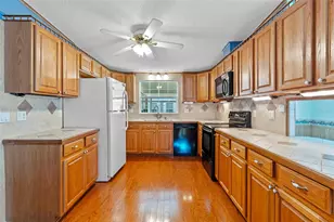 3026 Myakka River Rd, Tavares, FL 32778 - Photo 11