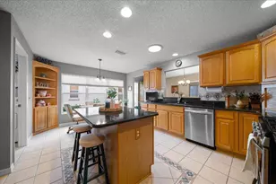 2574 Caribe Dr, The Villages, FL 32162 - Photo 15