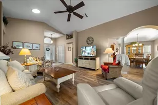 2574 Caribe Dr, The Villages, FL 32162 - Photo 11