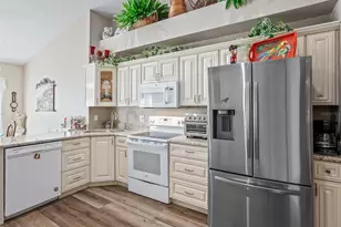 1409 Meadow View Way, Lady Lake, FL 32159 - Photo 25