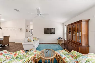 972 Greg Terrace, The Villages, FL 32163 - Photo 9