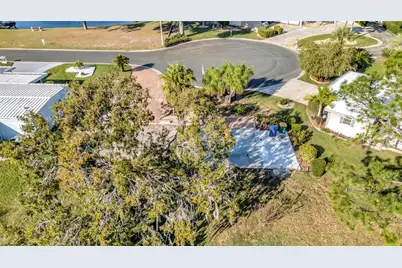 722 Landry Lane, Tavares, FL 32778 - Photo 9