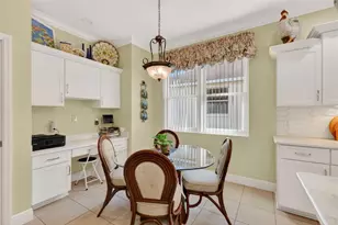 2132 Blackville Dr, The Villages, FL 32162 - Photo 9