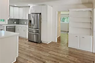 1765 Hilltop Dr, Mount Dora, FL 32757 - Photo 7