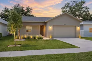 454 Skyfield Ct, Lady Lake, FL 32159 - Photo 1
