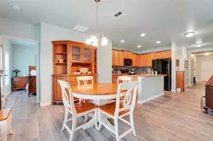 456 Kestrel Dr, Groveland, FL 34736 - Photo 11