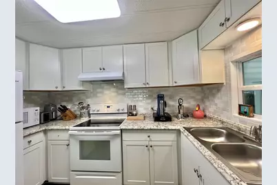 106 Royal Palm Drive, Leesburg, FL 34748 - Photo 25