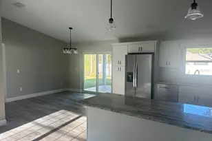 8937 N Cortlandt Dr, Dunnellon, FL 34434 - Photo 11