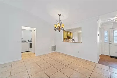 1110 Salido Avenue, The Villages, FL 32159 - Photo 9