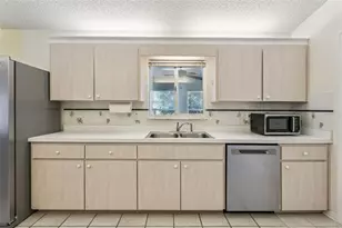 17960 SE 108th Ct, Summerfield, FL 34491 - Photo 15