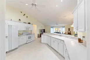 8789 SE 136th Ln, Summerfield, FL 34491 - Photo 15