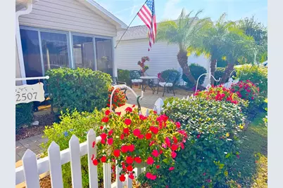 2507 Everwood Court, The Villages, FL 32162 - Photo 3