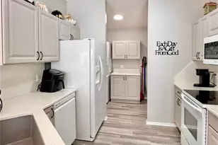 2507 Everwood Ct, The Villages, FL 32162 - Photo 13