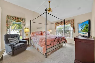 802 Miranda Way, The Villages, FL 32159 - Photo 13