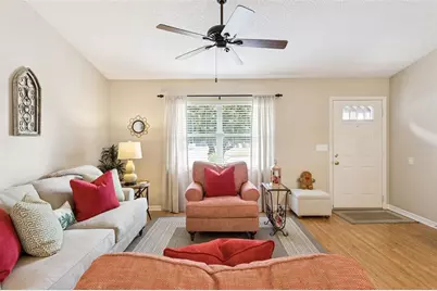 5641 Laver Street, Leesburg, FL 34748 - Photo 9