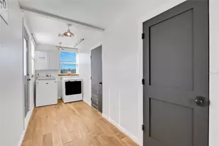 13312 Georgia Ave, Astatula, FL 34705 - Photo 21