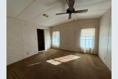 108 Winterberry Avenue, Wildwood, FL 34785 - Photo 11