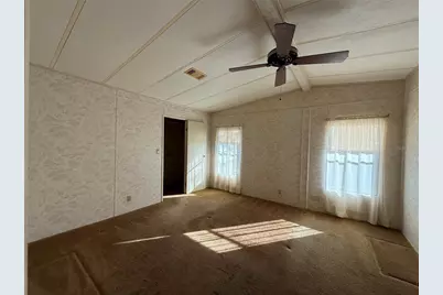 108 Winterberry Avenue, Wildwood, FL 34785 - Photo 9