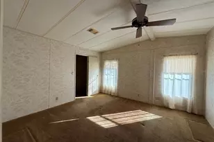 108 Winterberry Ave, Wildwood, FL 34785 - Photo 9