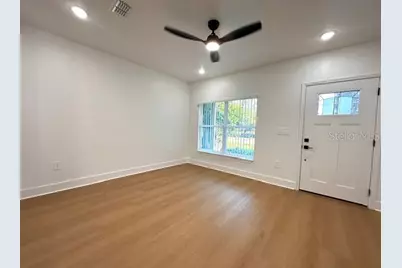 250 E Collins Street, Umatilla, FL 32784 - Photo 7