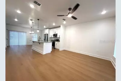 250 E Collins Street, Umatilla, FL 32784 - Photo 3