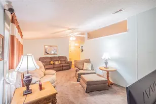 37510 Quail Ridge Cir, Leesburg, FL 34788 - Photo 11