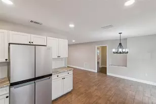 520 W Charlotte Ave, Eustis, FL 32726 - Photo 15