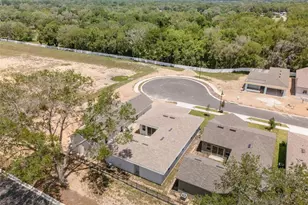 458 Skyfield Ct, Lady Lake, FL 32159 - Photo 27