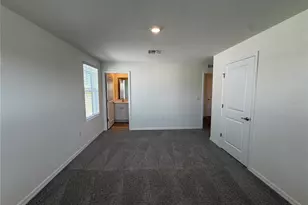 8401 Gower Trl, Wildwood, FL 34785 - Photo 9