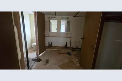 17120 SE 252nd Avenue, Umatilla, FL 32784 - Photo 9