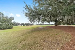 565 Society Hill Cir, The Villages, FL 32162 - Photo 55