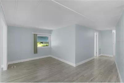 354 Ivanhoe Circle, Lady Lake, FL 32159 - Photo 17