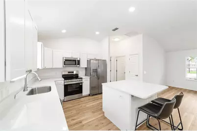 1312 Landeros Lane, The Villages, FL 32159 - Photo 13