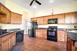 11041 S E 169th Pl, Summerfield, FL 34491 - Photo 9