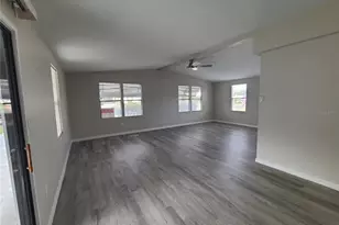 710 Coachman Dr, Leesburg, FL 34748 - Photo 7