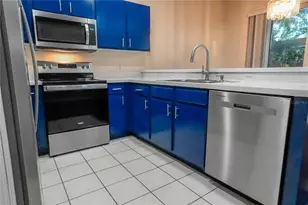 704 Monroe Cir, Davenport, FL 33896 - Photo 11