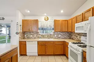 3499 Auburndale Ave, The Villages, FL 32162 - Photo 21