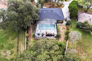 33719 Overton Dr, Leesburg, FL 34788 - Photo 35