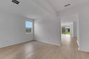 35424 Tuscan Hill Rd, Dade City, FL 33525 - Photo 13