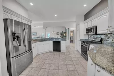 7180 SE 172nd Hazelwood Loop, The Villages, FL 32162 - Photo 29