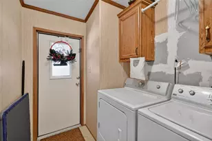 11911 Lane Park Rd, Tavares, FL 32778 - Photo 19