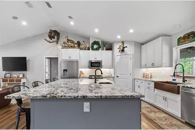 25214 Black Bear Lane, Eustis, FL 32736 - Photo 11