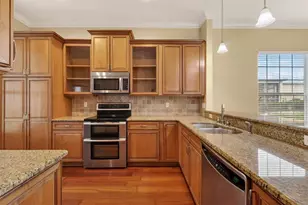 2117 Appalachee Cir, Tavares, FL 32778 - Photo 5
