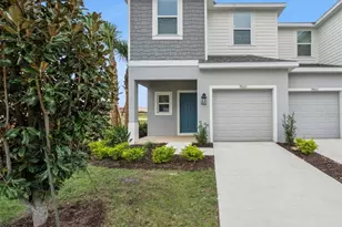 7621 Waterscape Dr, Groveland, FL 34736 - Photo 1