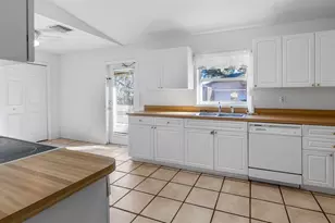 104 6th Ave, Howey in the Hills, FL 34737 - Photo 3