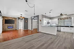 25501 Maurepas Ln, Leesburg, FL 34748 - Photo 21